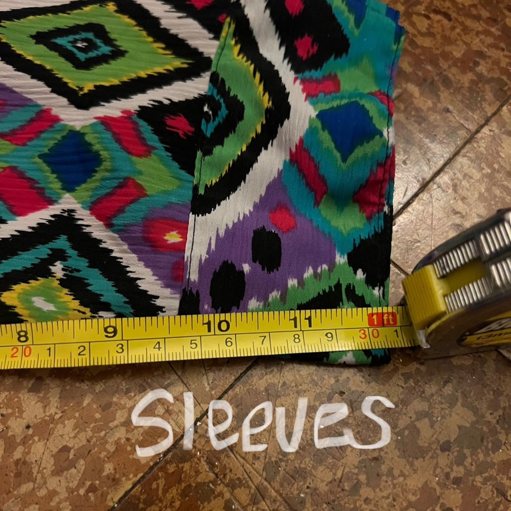 Colorful Patterned Funky Blouse - Picture 9 of 9